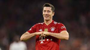 Lewandowski valittiin vuoden 2021 jalkapalloilijaksi